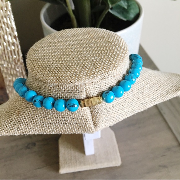 🖐🏻 {Handmade} Blue Beaded Pendant Necklace - Picture 2 of 3